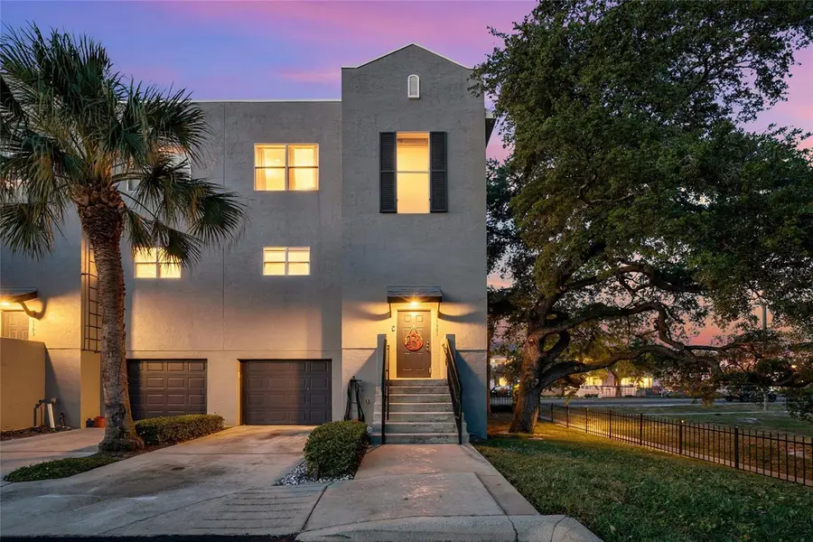 5301 Escena Court, Tampa, FL 33611 - #2
