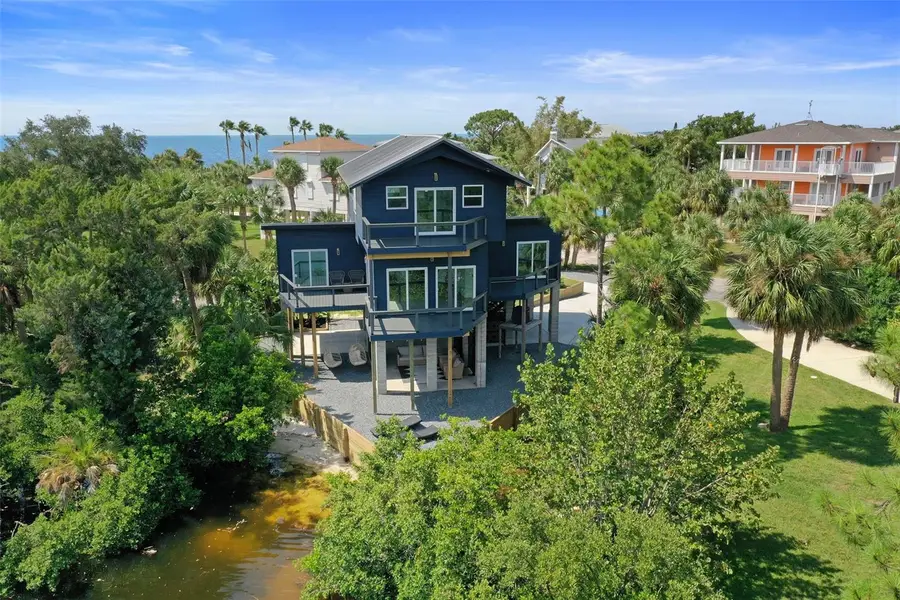 10701 Pine Island Drive, Weeki Wachee, FL 34607 - #2