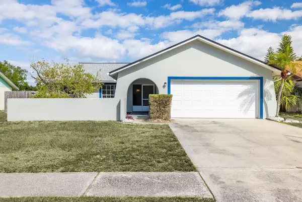 10017 86th Street, SEMINOLE, FL 33777