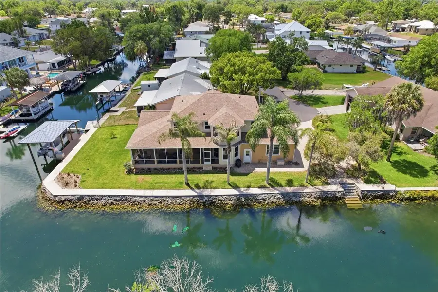 939 SE 3rd Avenue, Crystal River, FL 34429 - #2