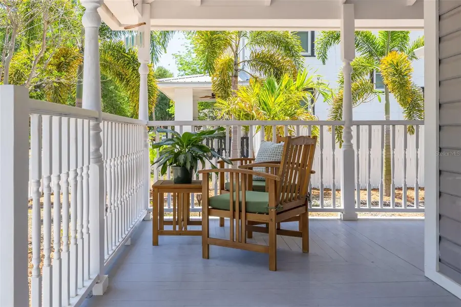 812 6th Street N, Saint Petersburg, FL 33701 - #3