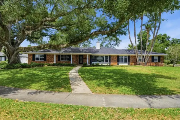 3042 Samara Drive, TAMPA, FL 33618