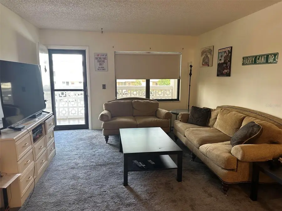 5090 Bay Street Ne #220, Saint Petersburg, FL 33703 - #2