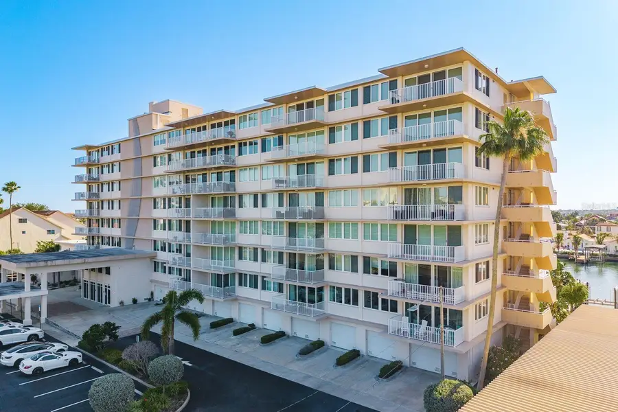 223 Island Way #2D, Clearwater Beach, FL 33767 - #3
