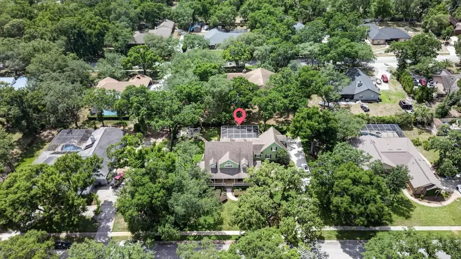 2928 Chelsea Woods Drive, Valrico, FL 33596 - #3