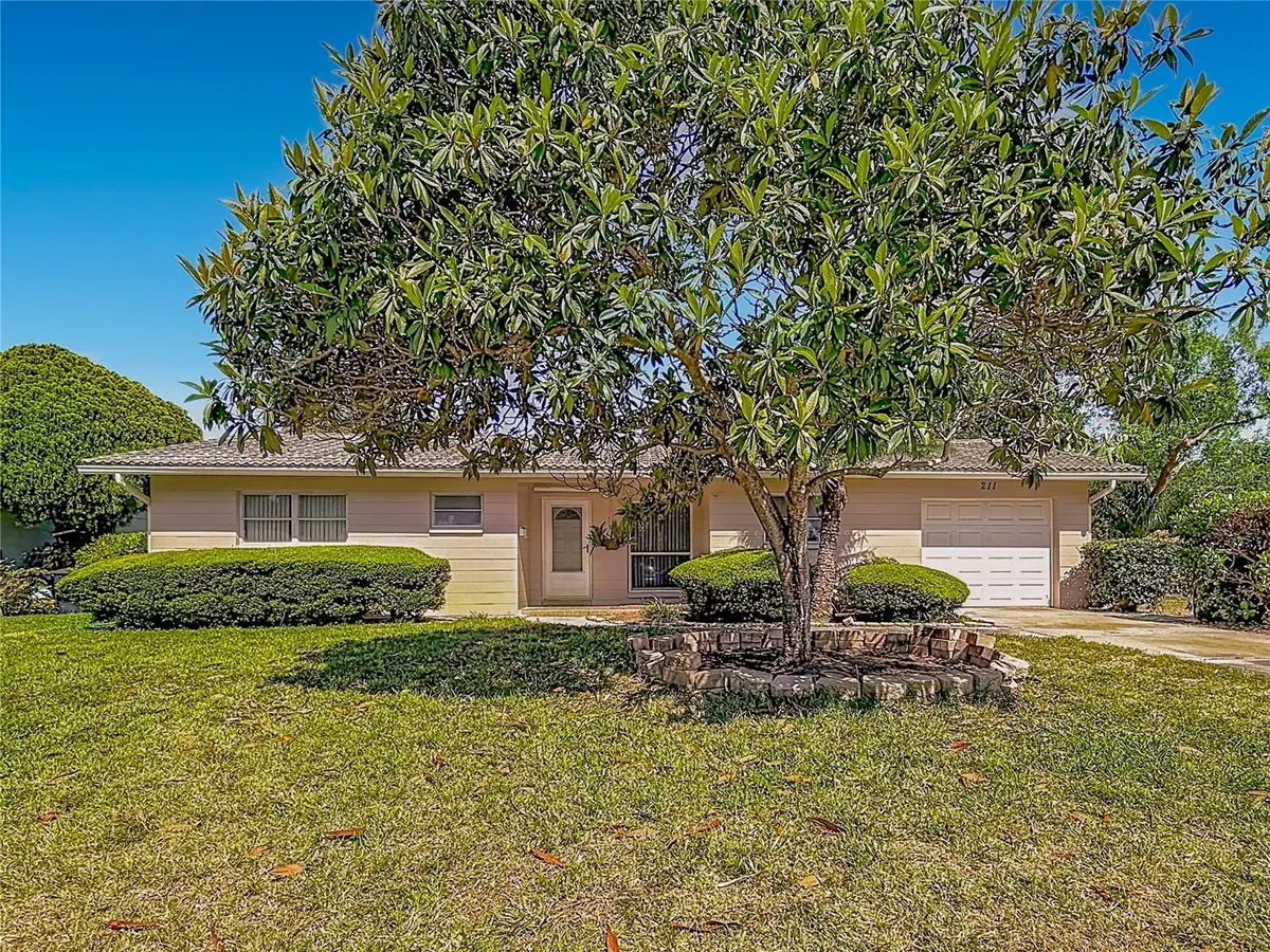 211 NW Monroe Circle N, Saint Petersburg, FL 33702 - #1
