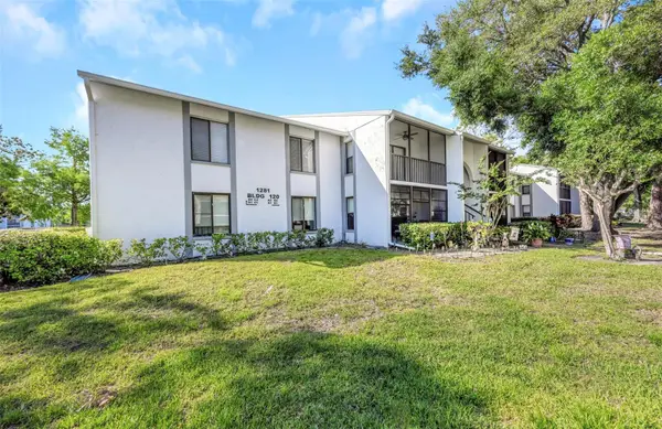 1281 Pine Ridge Circle E #A2, TARPON SPRINGS, FL 34688