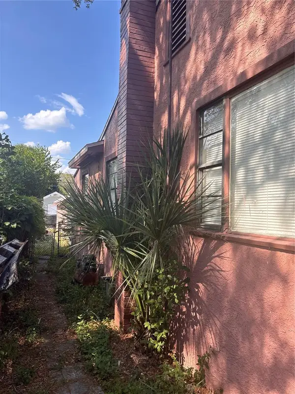 Address Withheld By Seller, ST PETERSBURG, FL 33705