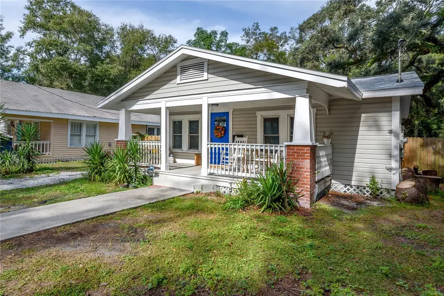806 E Hamilton Avenue, Tampa, FL 33604 - #2