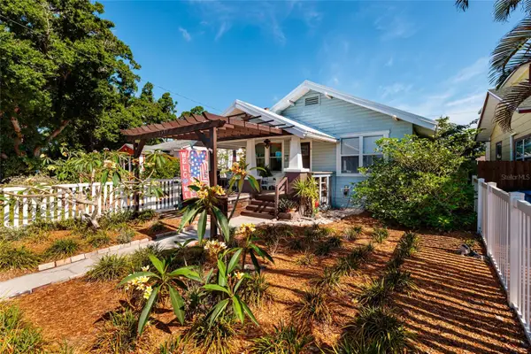 2557 16th Avenue N, ST PETERSBURG, FL 33713