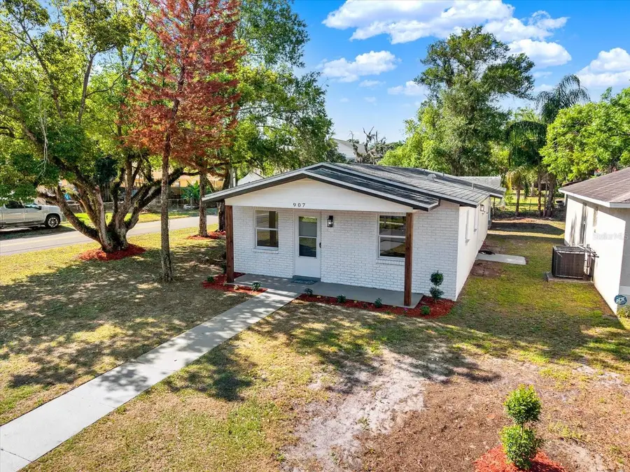 907 E Renfro Street, Plant City, FL 33563 - #3