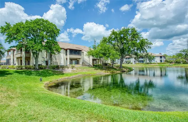 10263 Gandy Boulevard N #2110, ST PETERSBURG, FL 33702