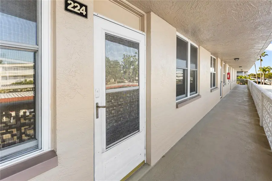 4915 Bay Street Ne #224, Saint Petersburg, FL 33703 - #2
