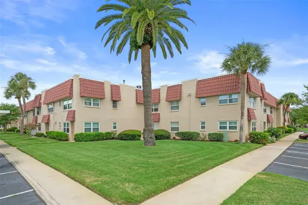 10033 64th Avenue N #4, ST PETERSBURG, FL 33708