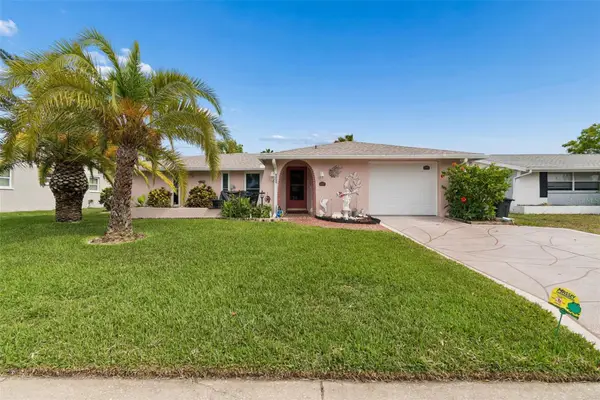 9252 Glen Moor Lane, PORT RICHEY, FL 34668