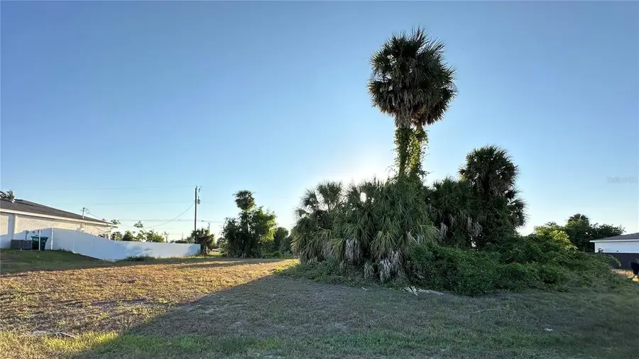 2748 NE 6th Place, Cape Coral, FL 33909 - #3