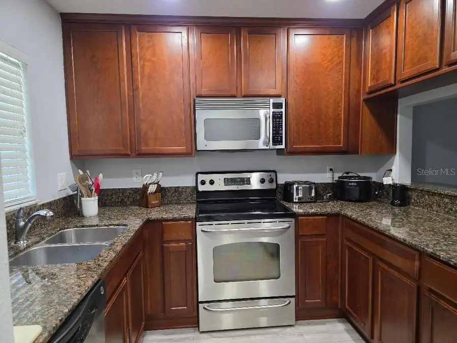37613 Aaralyn Road, Zephyrhills, FL 33542 - #2
