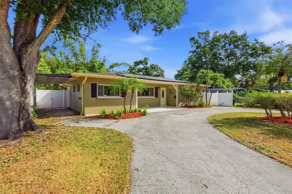 5654 Kiwanis Place Ne, ST PETERSBURG, FL 33703