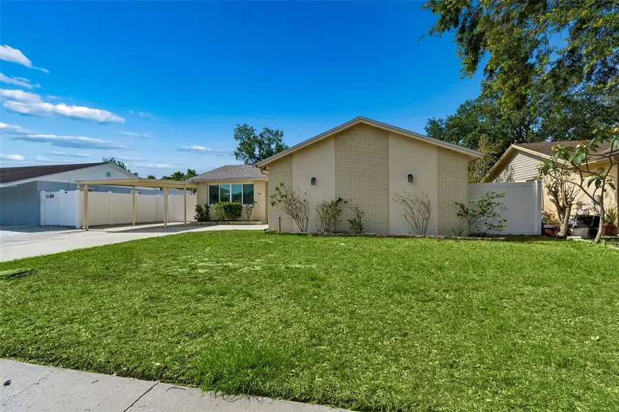 8806 Oak Circle, Tampa, FL 33615 - #3