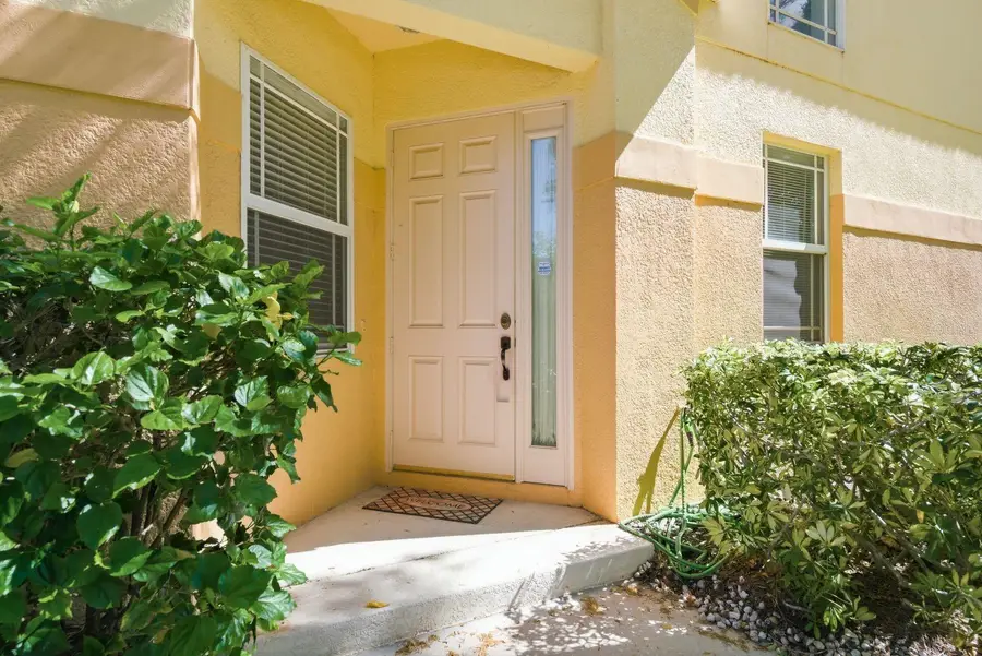 1405 Ridge Terrace, Tarpon Springs, FL 34689 - #2