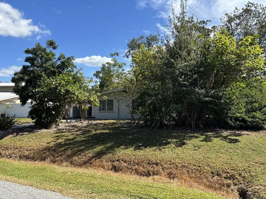 5312 Ventura Avenue, Sarasota, FL 34235 - #2