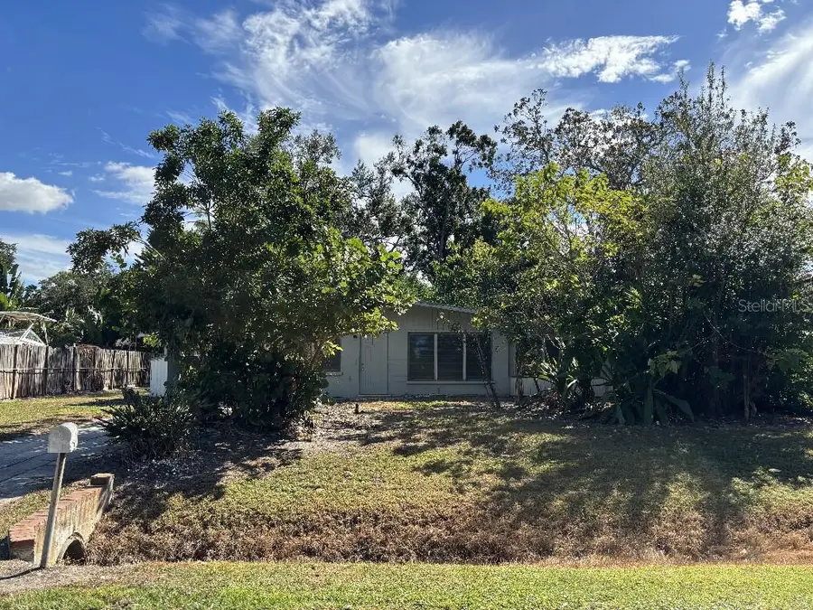 5312 Ventura Avenue, Sarasota, FL 34235 - #3