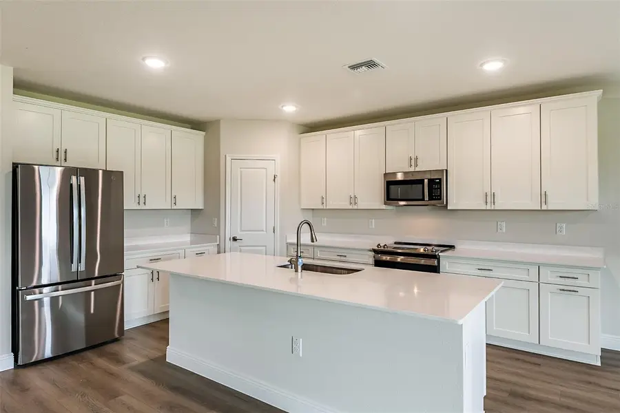 9886 Annunciation Drive, Wesley Chapel, FL 33545 - #2