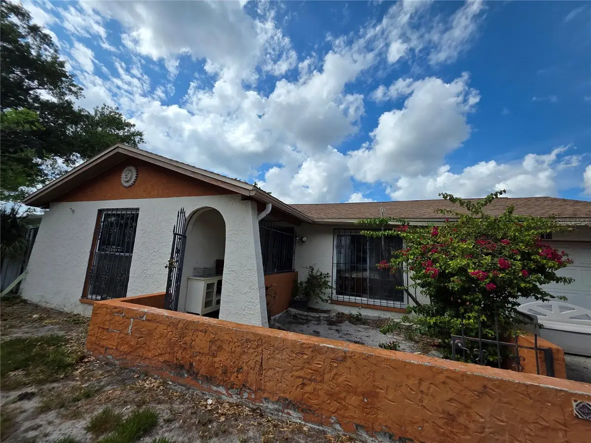 10113 Timber Oaks Court, Tampa, FL 33615 - #1