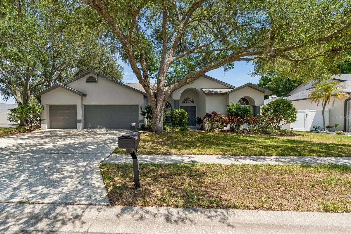 5488 Oakridge Drive, Palm Harbor, FL 34685 - #1