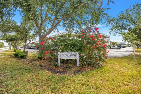 4720 Locust Street Ne #318, ST PETERSBURG, FL 33703