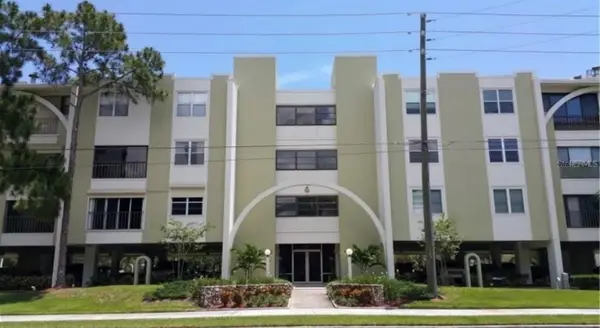 4681 1st Street Ne #405, ST PETERSBURG, FL 33703