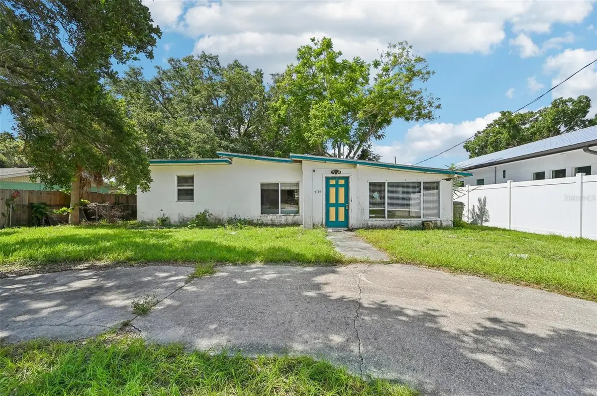 2524 Novus Street, Sarasota, FL 34237 - #1