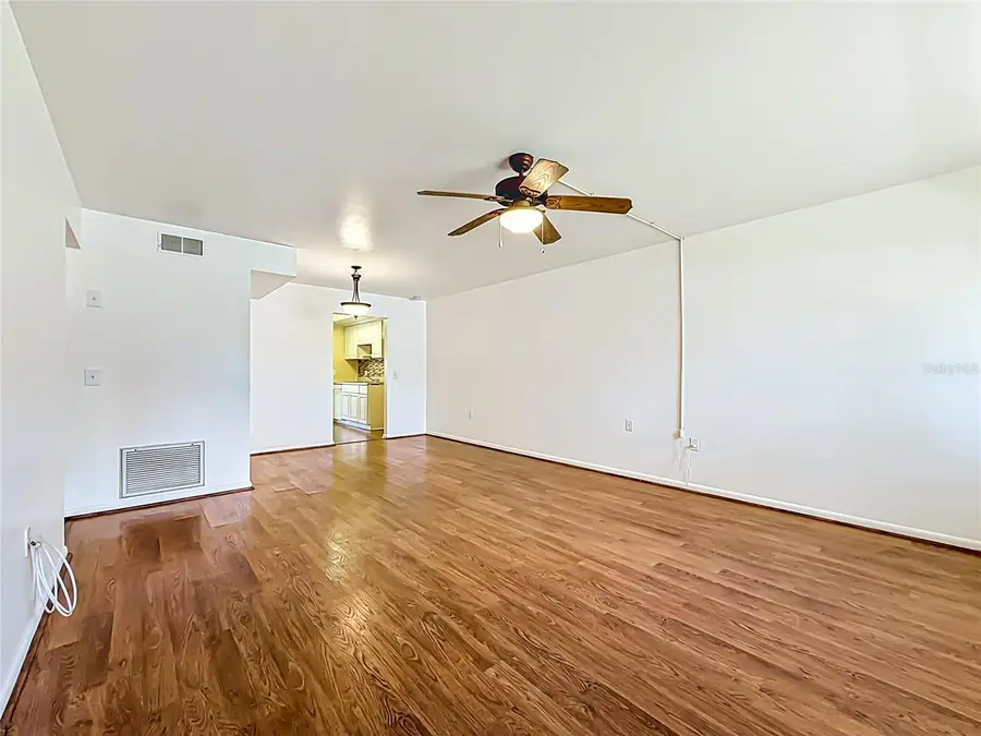1900 59th Avenue N #106, Saint Petersburg, FL 33714 - #3