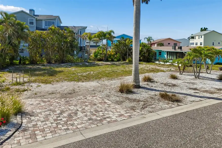 211 176th Terrace Drive E, Redington Shores, FL 33708 - #3