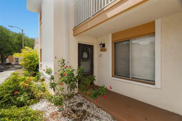 657 99th Avenue N #101, ST PETERSBURG, FL 33702