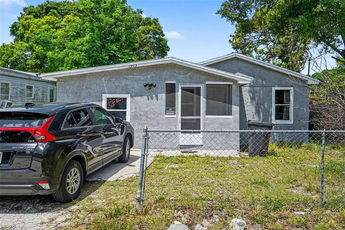 1303 37th Street Nw, Winter Haven, FL 33881 - #1