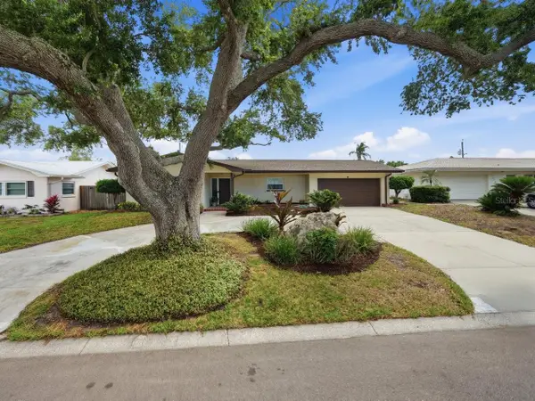 3650 Shady Bluffs Drive, LARGO, FL 33770