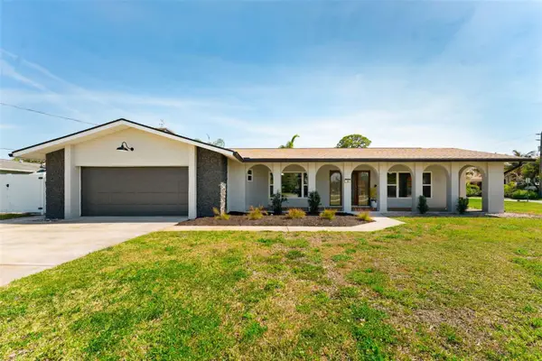 140 88th Avenue Ne, ST PETERSBURG, FL 33702