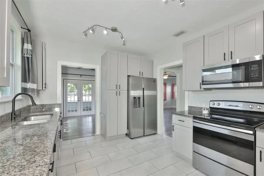 5211 4th Avenue S, Saint Petersburg, FL 33707 - #3