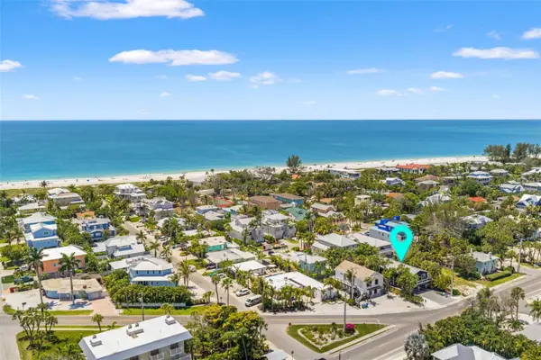 8106 Gulf Drive, HOLMES BEACH, FL 34217