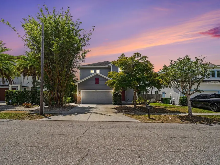 2424 Wood Street, Sarasota, FL 34237 - #2