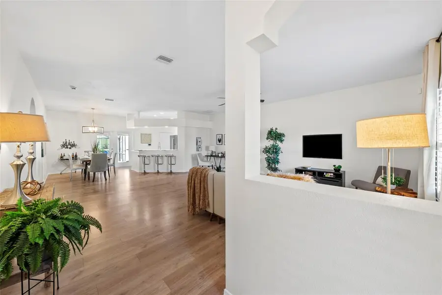 350 47th Avenue N, Saint Petersburg, FL 33703 - #3