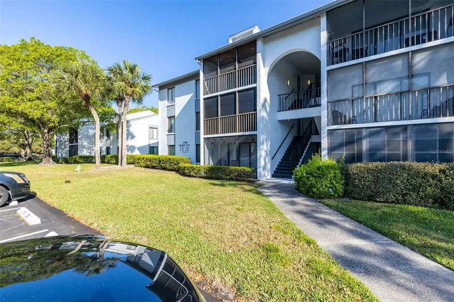 1182 Pine Ridge Circle W #A2, Tarpon Springs, FL 34688 - #3