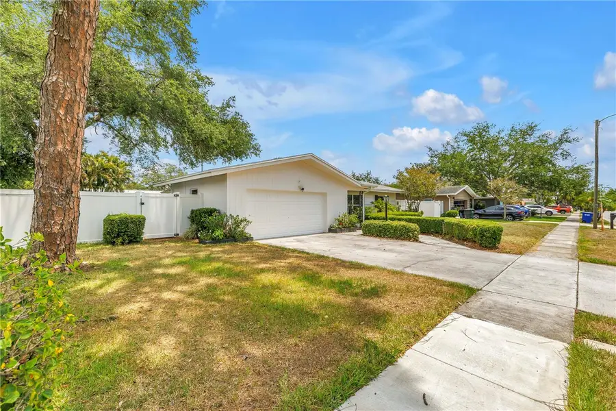 1550 Idle Drive, Largo, FL 33756 - #3