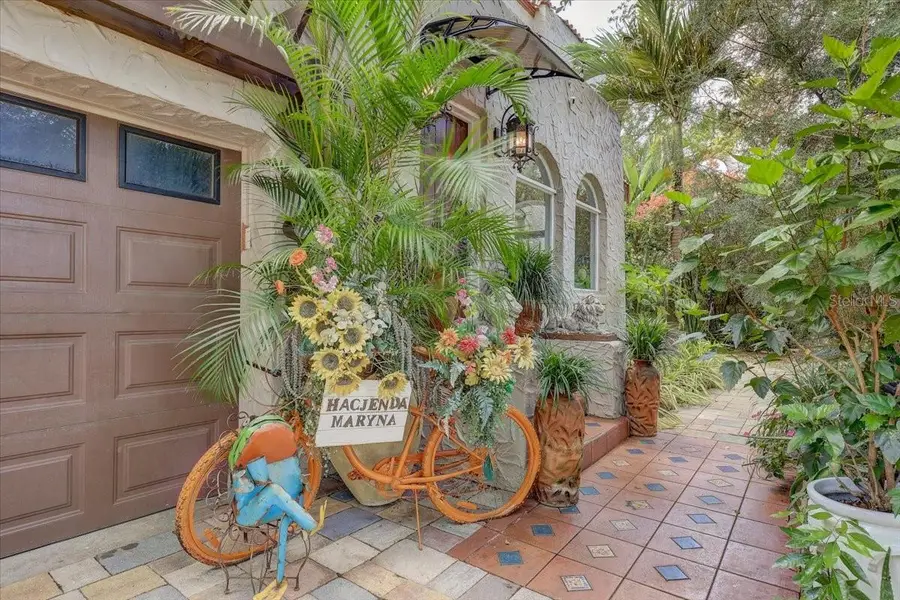 325 49th Street N, Saint Petersburg, FL 33710 - #2