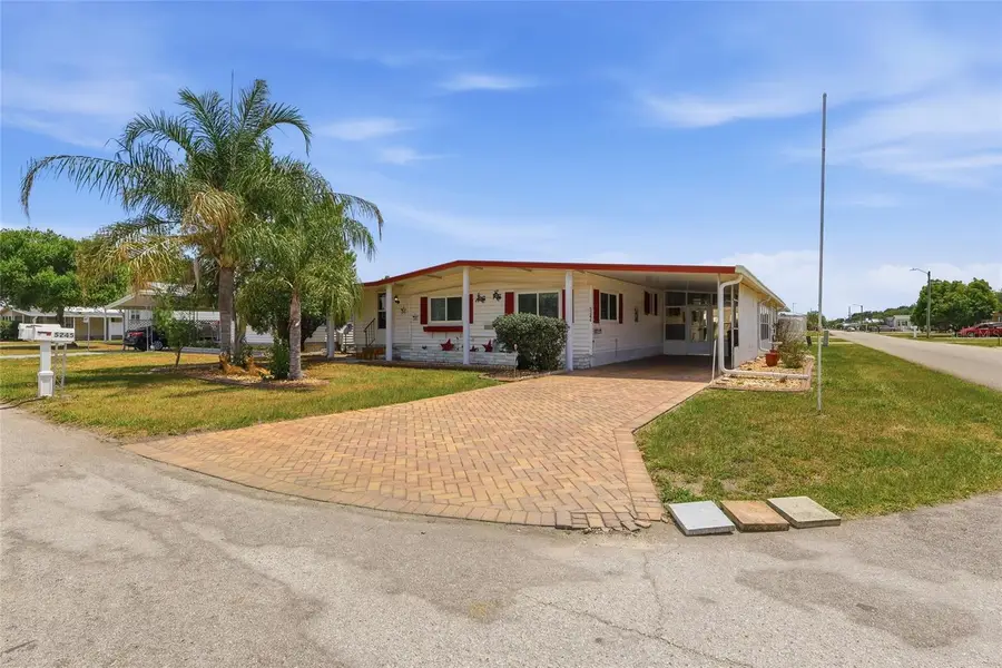 5244 Mohawk Street, Zephyrhills, FL 33542 - #3