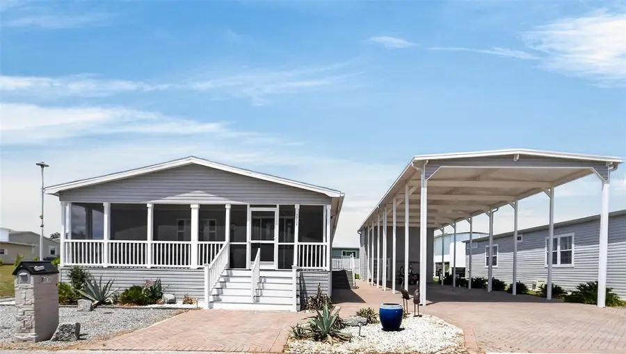 10039 Sterling Avenue, Dade City, FL 33525 - #3