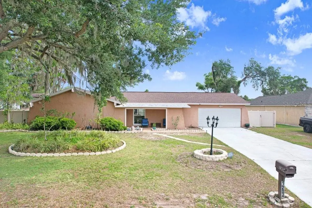 1204 Lady Guinevere Drive, Valrico, FL 33594 - #1