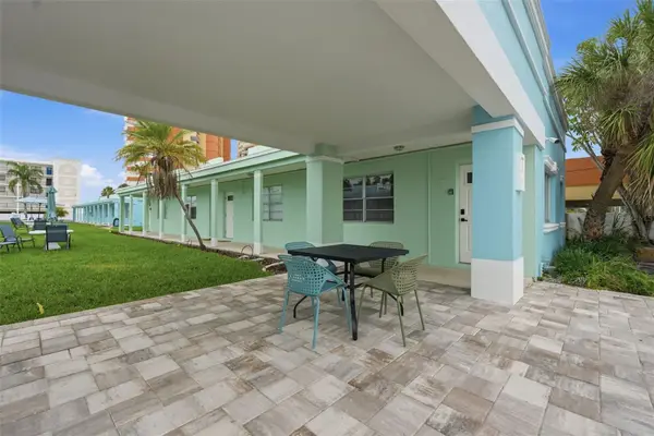 17880 Gulf Boulevard #2, ST PETERSBURG, FL 33708