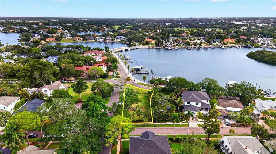 1956 Coffee Pot Boulevard Ne, Saint Petersburg, FL 33704 - #3